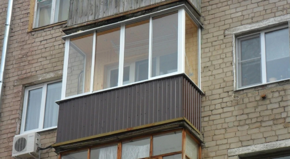 С 2022 года россиян начнут штрафовать за остекление балкона и обшивку сайдингом